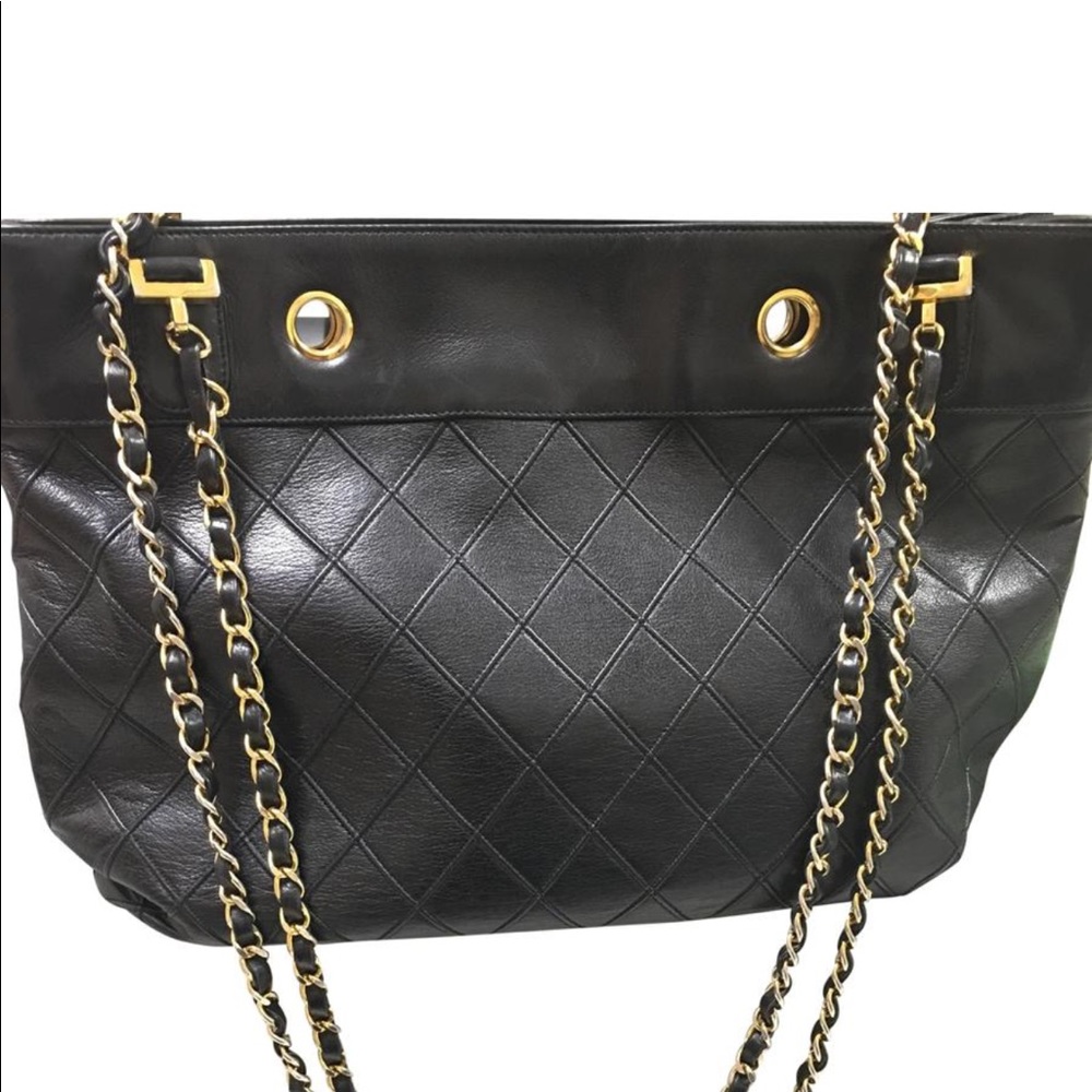 🚫SOLD🚫Chanel chain bag